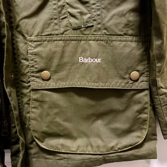 Barbour Women’s Classic Waxed Beadnell Jacket - Picture 5 of 8